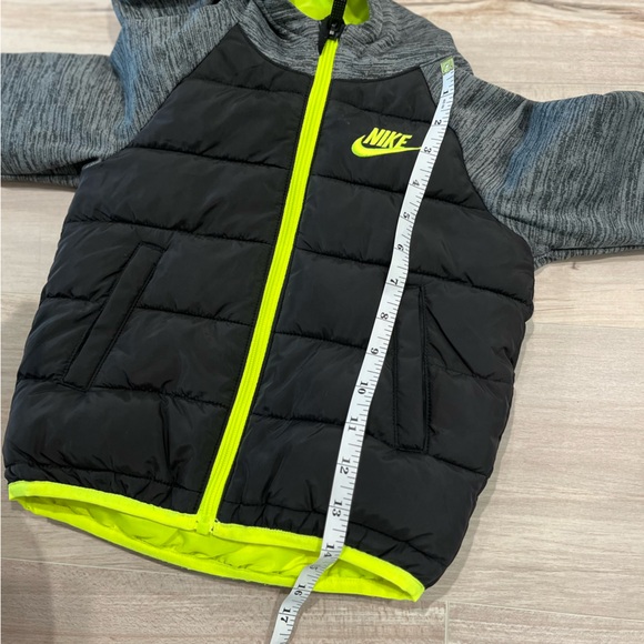 Nike Toddler Puffer Coat Size 2T Black and Grey - Picture 10 of 10